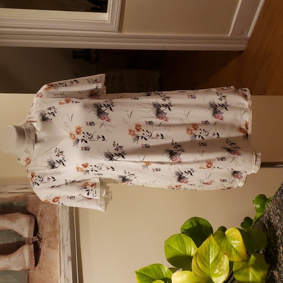 Blu Pepper Dress - Picture 3 of 13